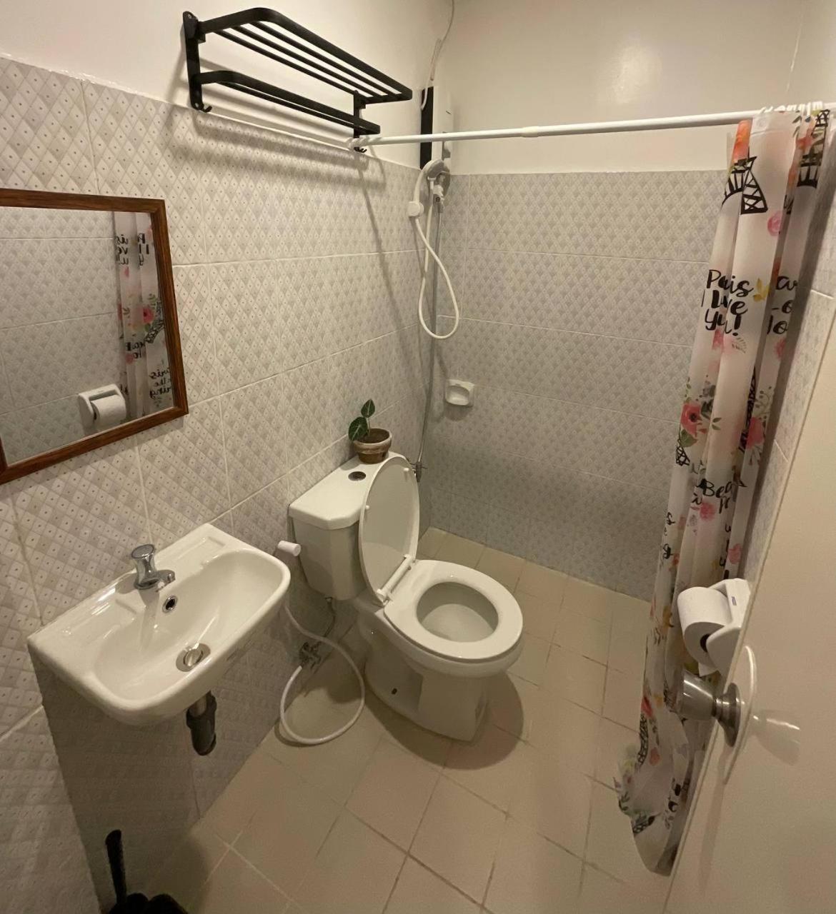 Halajo Bnb Transient Laoag Chambre photo
